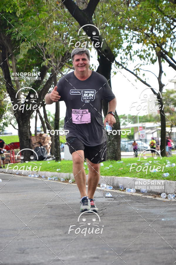 Buy your photos of the eventSantander Track&Field  Run Series - Shopping Vitria on Fotop