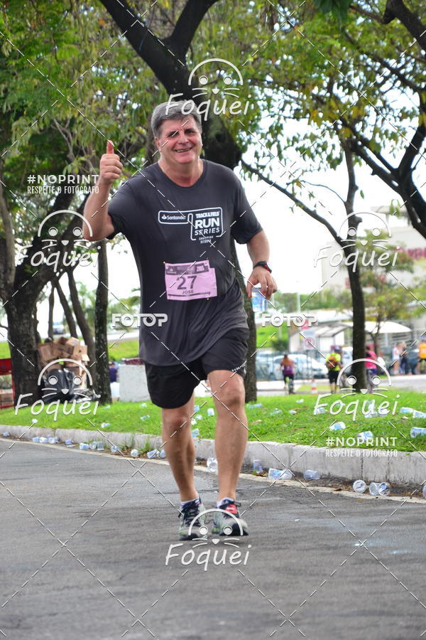 Buy your photos of the eventSantander Track&Field  Run Series - Shopping Vitria on Fotop