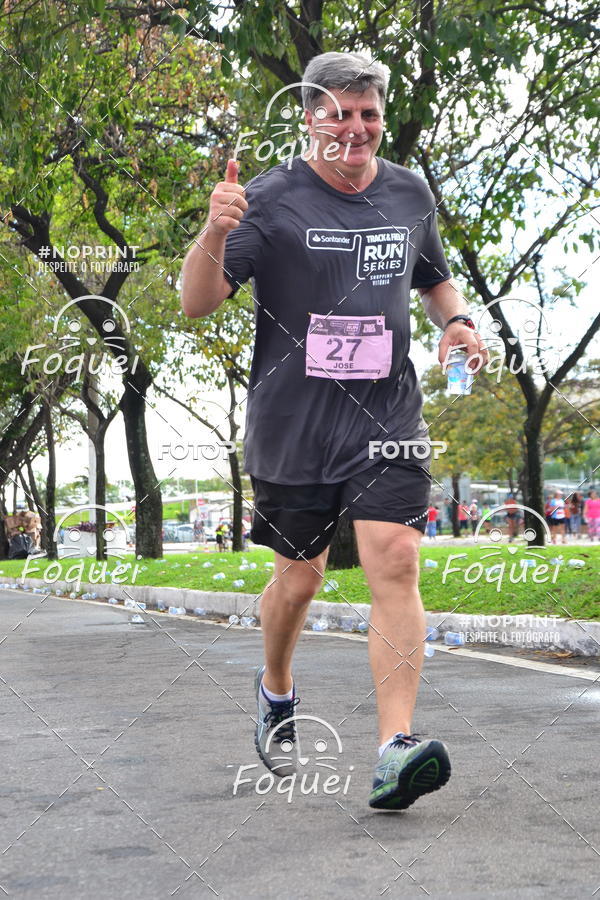 Buy your photos of the eventSantander Track&Field  Run Series - Shopping Vitria on Fotop