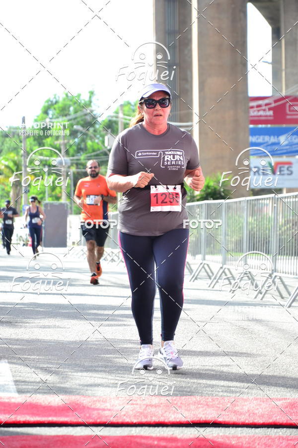 Buy your photos of the eventSantander Track&Field  Run Series - Shopping Vitria on Fotop