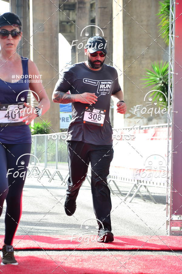 Buy your photos of the eventSantander Track&Field  Run Series - Shopping Vitria on Fotop