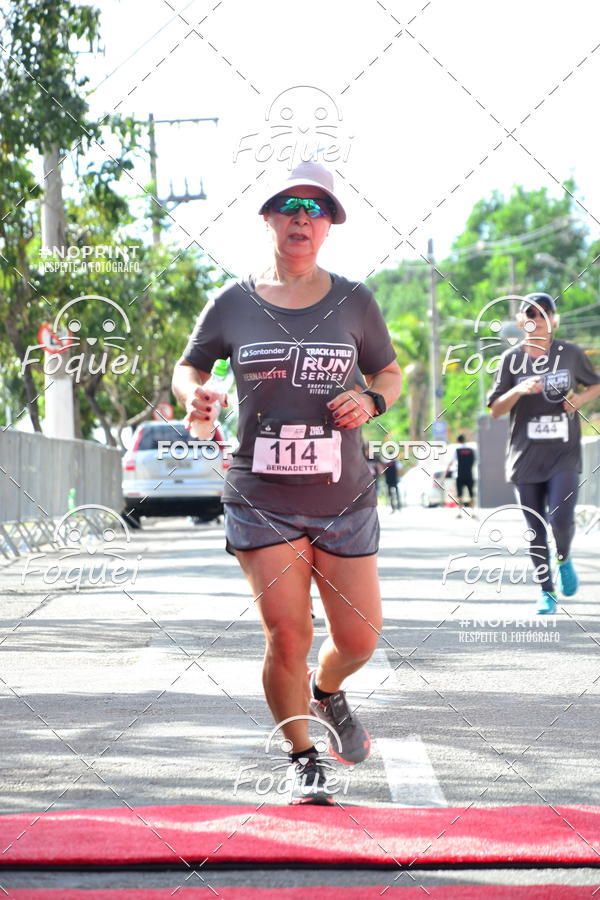 Buy your photos of the eventSantander Track&Field  Run Series - Shopping Vitria on Fotop