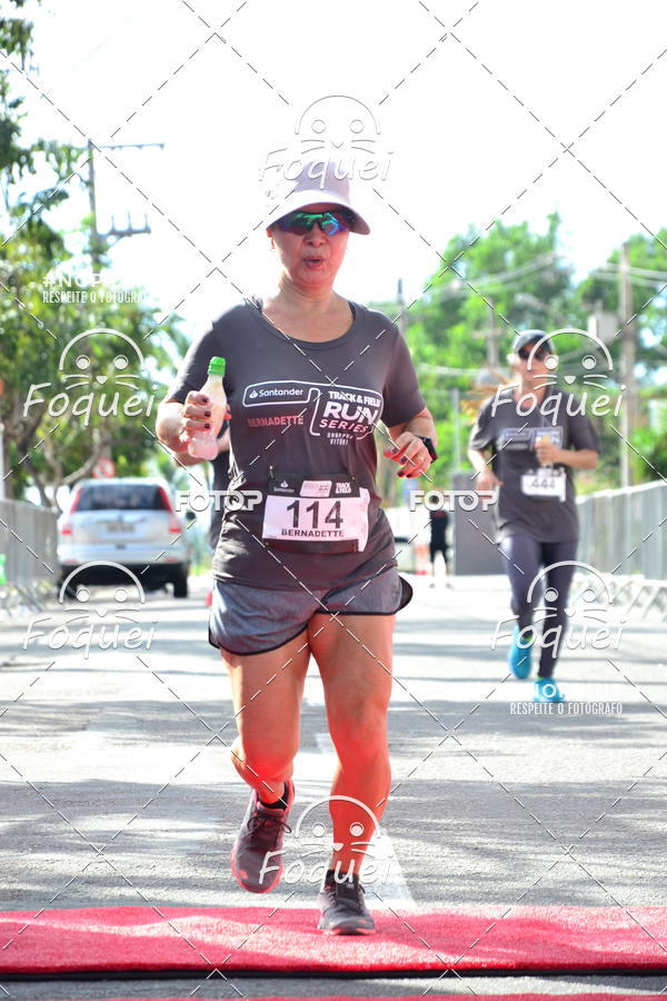 Buy your photos of the eventSantander Track&Field  Run Series - Shopping Vitria on Fotop