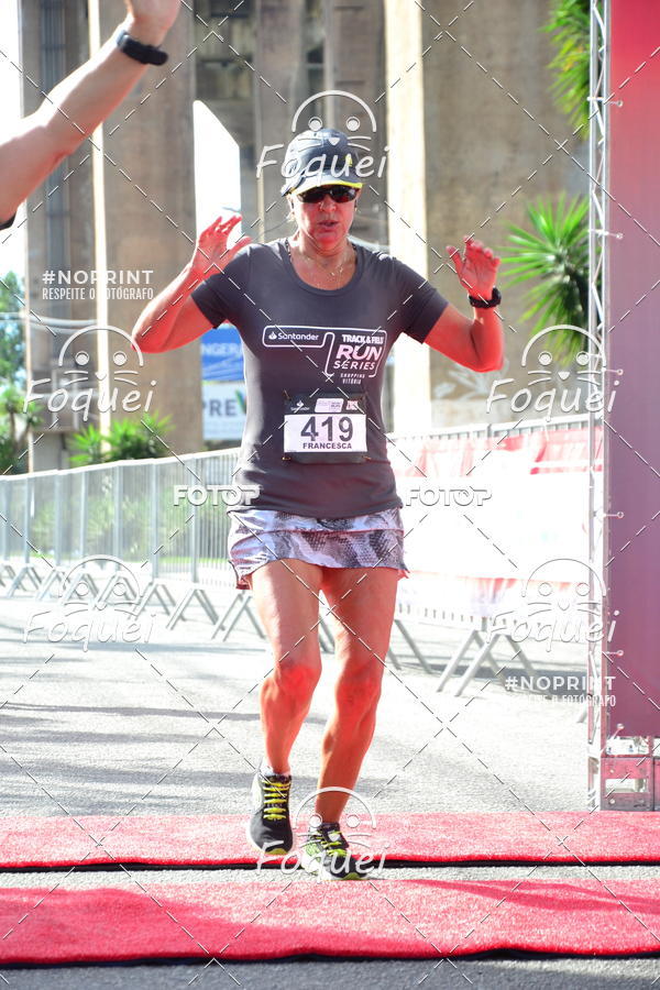 Buy your photos of the eventSantander Track&Field  Run Series - Shopping Vitria on Fotop