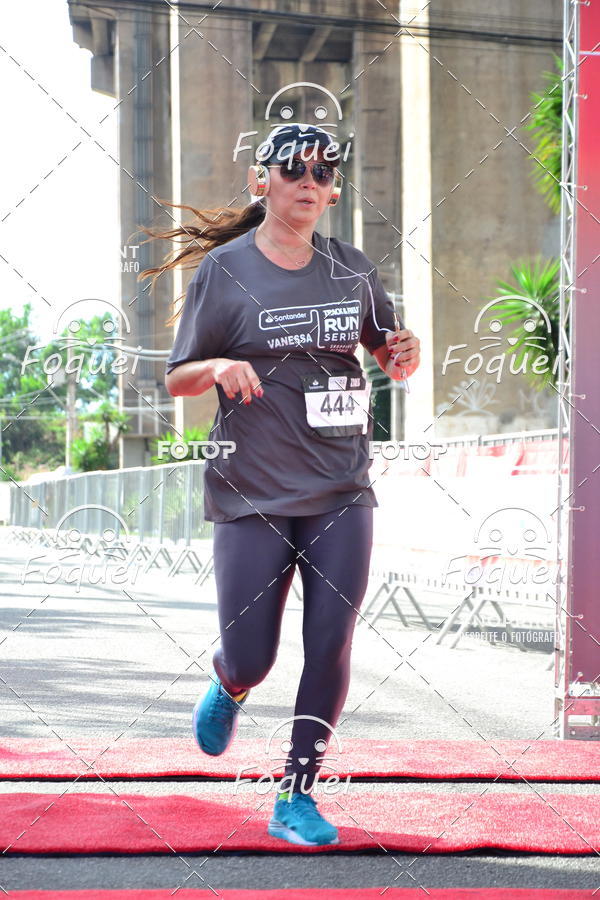 Buy your photos of the eventSantander Track&Field  Run Series - Shopping Vitria on Fotop