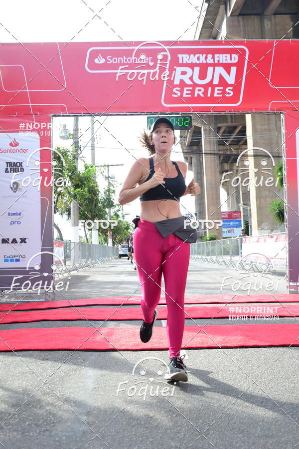 Buy your photos of the eventSantander Track&Field  Run Series - Shopping Vitria on Fotop