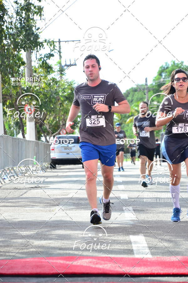 Buy your photos of the eventSantander Track&Field  Run Series - Shopping Vitria on Fotop