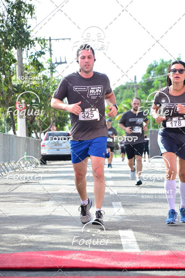 Buy your photos of the eventSantander Track&Field  Run Series - Shopping Vitria on Fotop