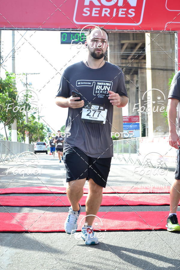 Buy your photos of the eventSantander Track&Field  Run Series - Shopping Vitria on Fotop