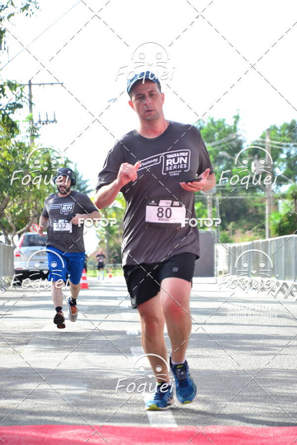Buy your photos of the eventSantander Track&Field  Run Series - Shopping Vitria on Fotop