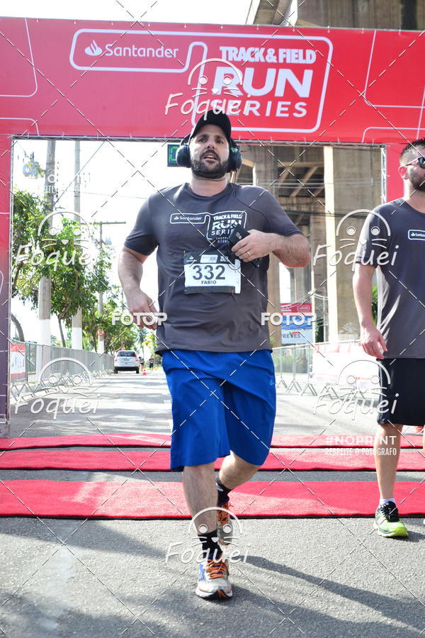 Buy your photos of the eventSantander Track&Field  Run Series - Shopping Vitria on Fotop