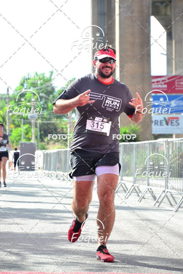 Buy your photos of the eventSantander Track&Field  Run Series - Shopping Vitria on Fotop