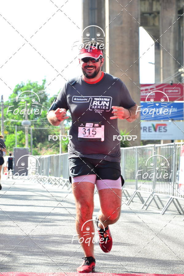 Buy your photos of the eventSantander Track&Field  Run Series - Shopping Vitria on Fotop