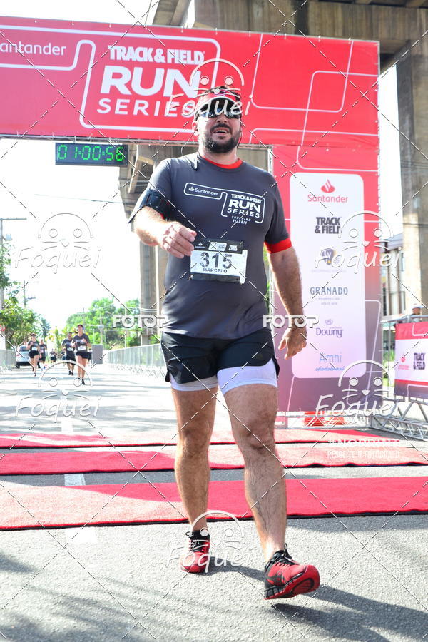 Buy your photos of the eventSantander Track&Field  Run Series - Shopping Vitria on Fotop