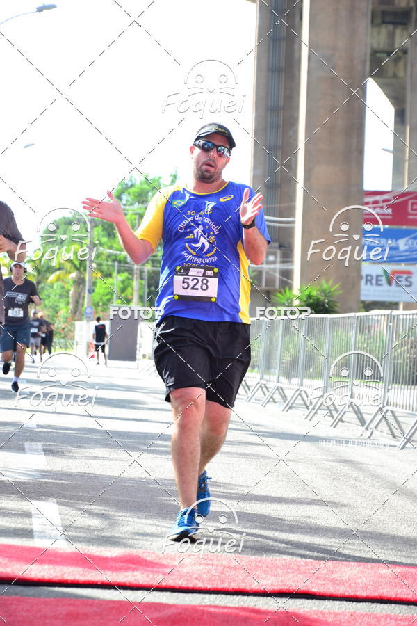 Buy your photos of the eventSantander Track&Field  Run Series - Shopping Vitria on Fotop