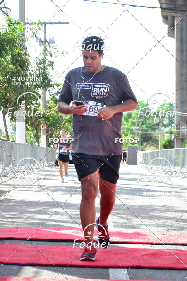 Buy your photos of the eventSantander Track&Field  Run Series - Shopping Vitria on Fotop