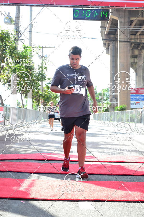 Buy your photos of the eventSantander Track&Field  Run Series - Shopping Vitria on Fotop