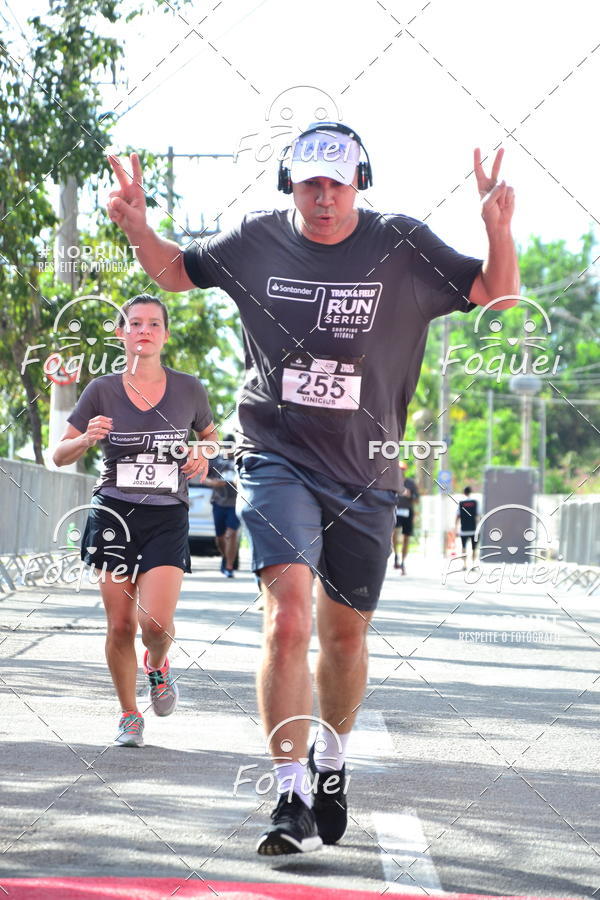 Buy your photos of the eventSantander Track&Field  Run Series - Shopping Vitria on Fotop