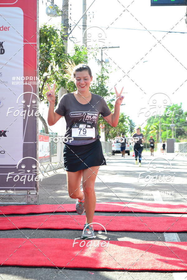 Buy your photos of the eventSantander Track&Field  Run Series - Shopping Vitria on Fotop