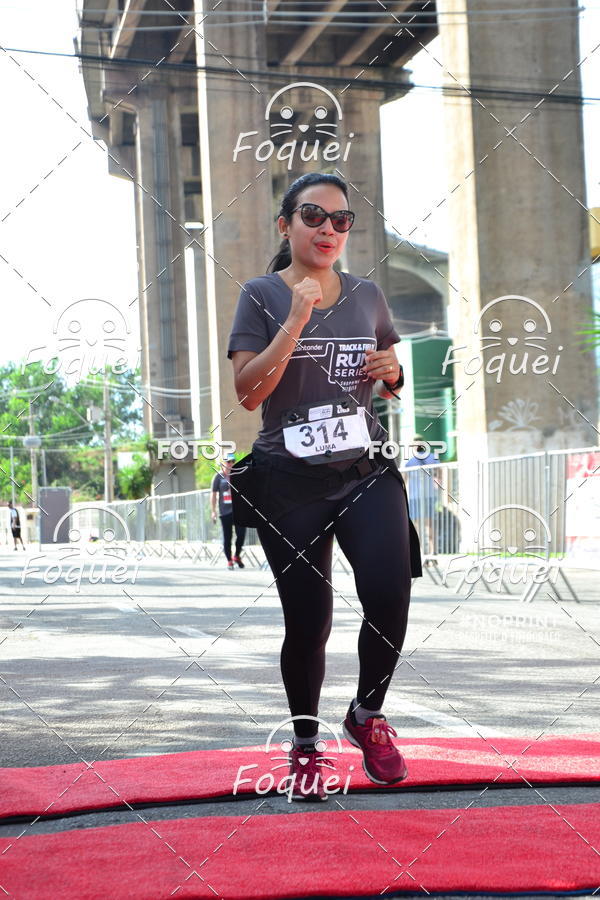 Buy your photos of the eventSantander Track&Field  Run Series - Shopping Vitria on Fotop