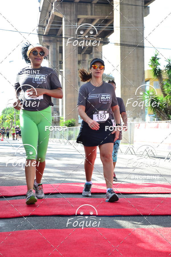 Buy your photos of the eventSantander Track&Field  Run Series - Shopping Vitria on Fotop