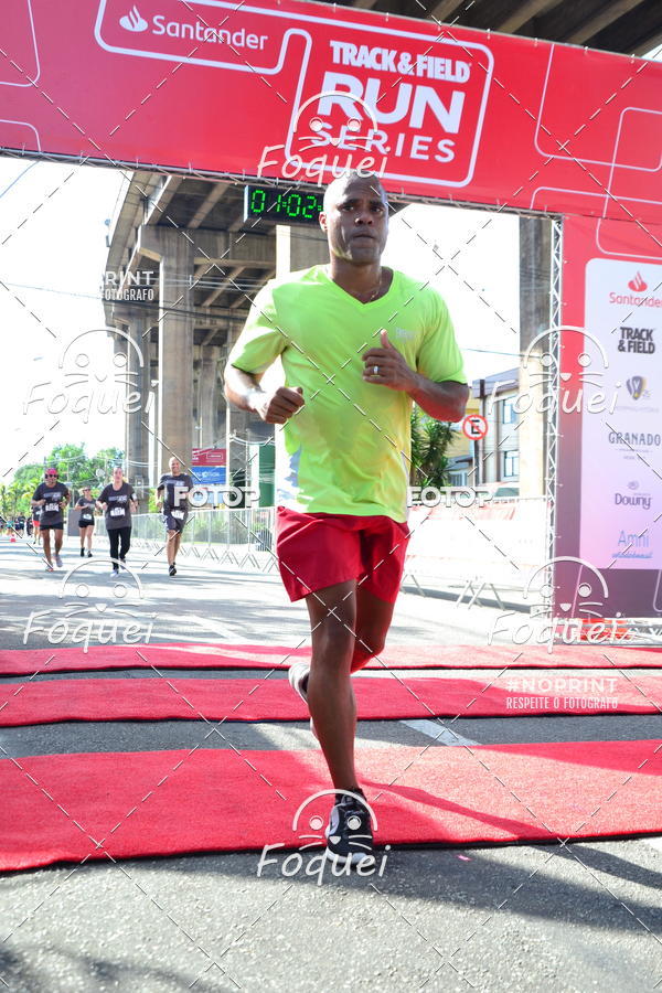 Buy your photos of the eventSantander Track&Field  Run Series - Shopping Vitria on Fotop