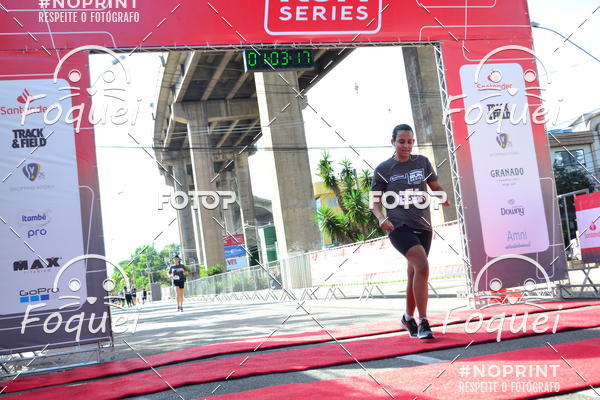 Buy your photos of the eventSantander Track&Field  Run Series - Shopping Vitria on Fotop