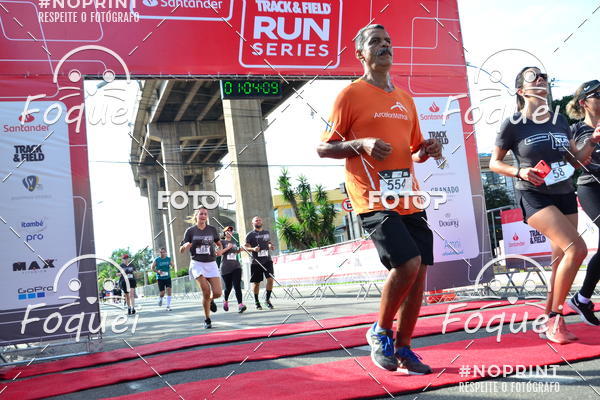 Buy your photos of the eventSantander Track&Field  Run Series - Shopping Vitria on Fotop