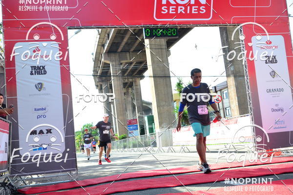 Buy your photos of the eventSantander Track&Field  Run Series - Shopping Vitria on Fotop