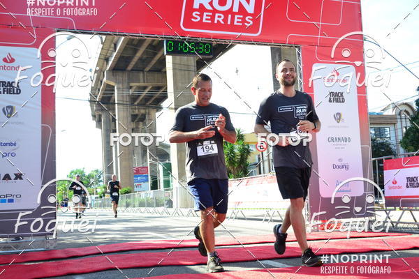 Buy your photos of the eventSantander Track&Field  Run Series - Shopping Vitria on Fotop