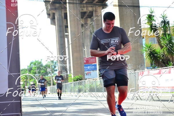 Buy your photos of the eventSantander Track&Field  Run Series - Shopping Vitria on Fotop