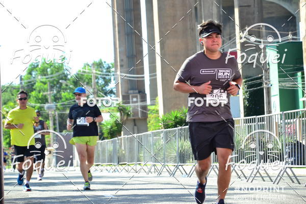 Buy your photos of the eventSantander Track&Field  Run Series - Shopping Vitria on Fotop
