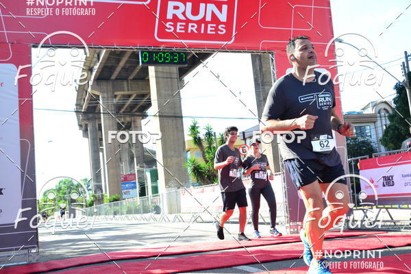 Buy your photos of the eventSantander Track&Field  Run Series - Shopping Vitria on Fotop