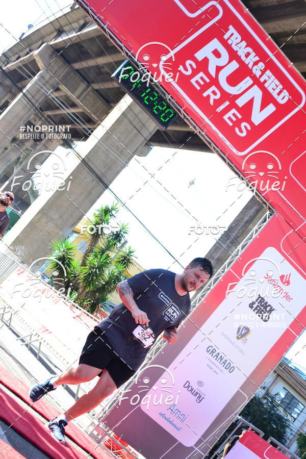 Buy your photos of the eventSantander Track&Field  Run Series - Shopping Vitria on Fotop