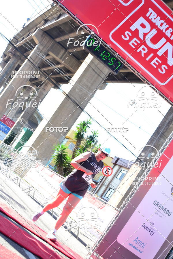 Buy your photos of the eventSantander Track&Field  Run Series - Shopping Vitria on Fotop