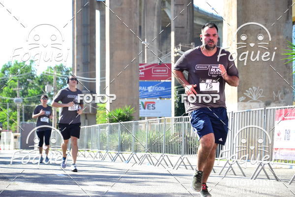 Buy your photos of the eventSantander Track&Field  Run Series - Shopping Vitria on Fotop