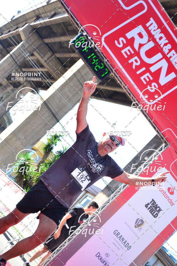 Buy your photos of the eventSantander Track&Field  Run Series - Shopping Vitria on Fotop