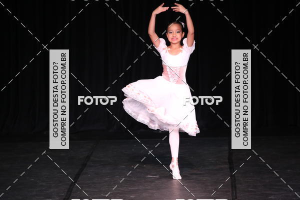 Buy your photos of the event XII FESTIVAL DE DANAS PETIT PASS ( SBADO ) on Fotop