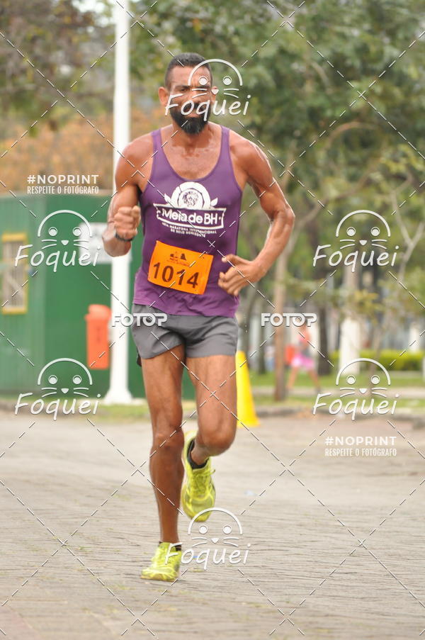 Buy your photos of the eventMeia Maratona WINE de Vitria 2018 on Fotop