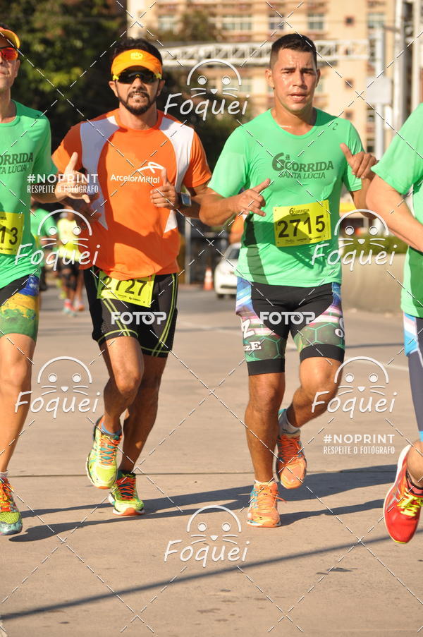 Achetez vos photos de l'vnement6 Corrida Santa Lcia sur Fotop