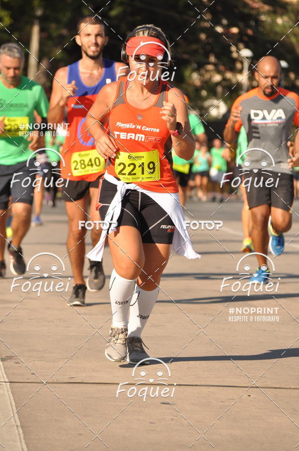 Achetez vos photos de l'vnement6 Corrida Santa Lcia sur Fotop