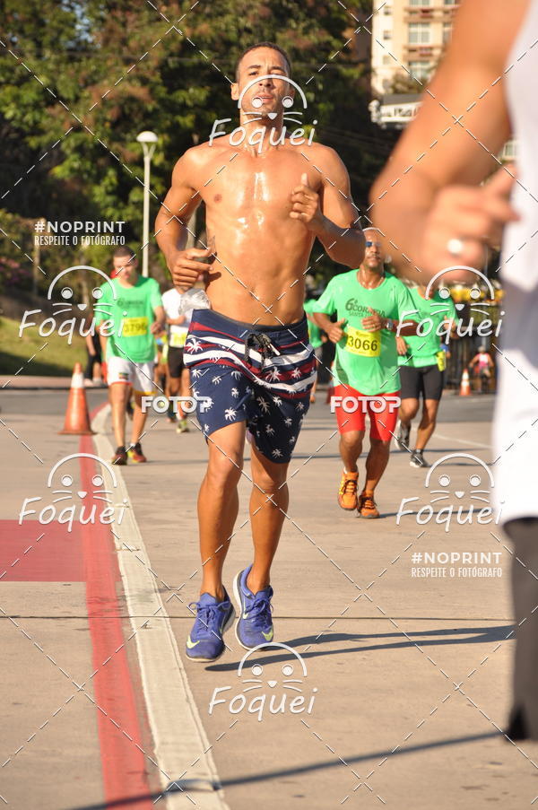 Achetez vos photos de l'vnement6 Corrida Santa Lcia sur Fotop