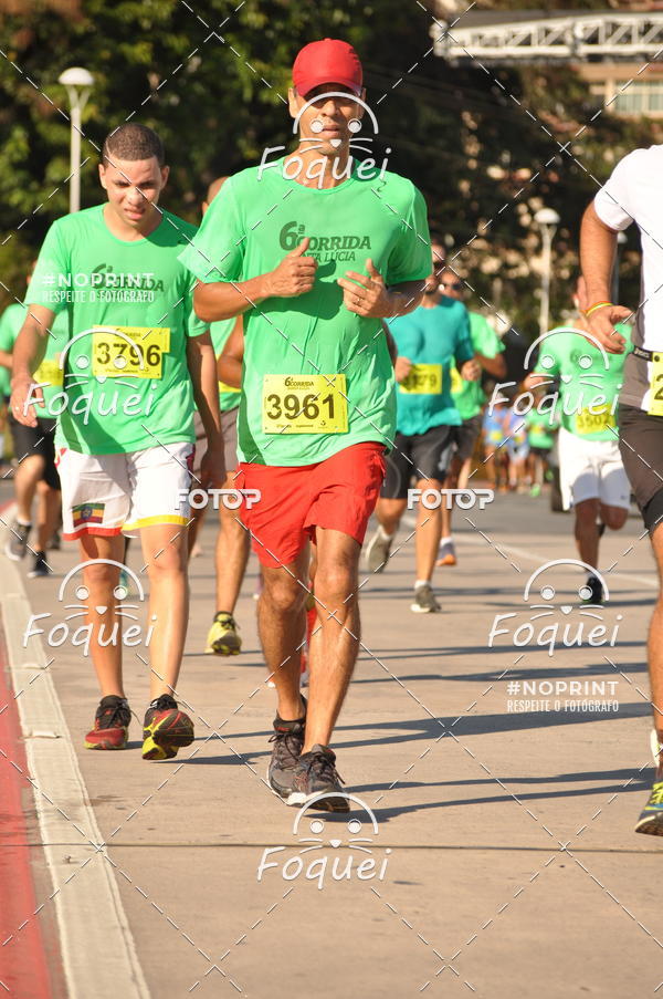 Achetez vos photos de l'vnement6 Corrida Santa Lcia sur Fotop