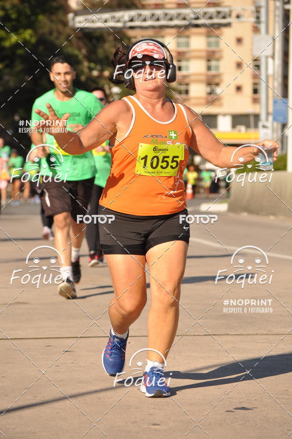 Achetez vos photos de l'vnement6 Corrida Santa Lcia sur Fotop