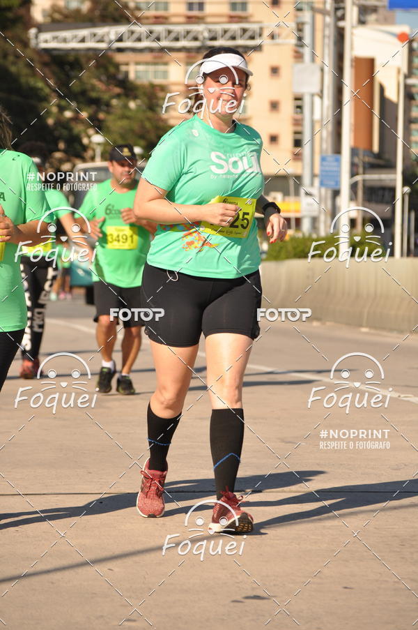 Achetez vos photos de l'vnement6 Corrida Santa Lcia sur Fotop