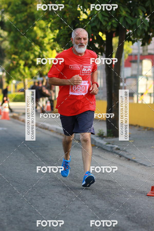 Buy your photos of the eventTrack&Field Run Series on Fotop