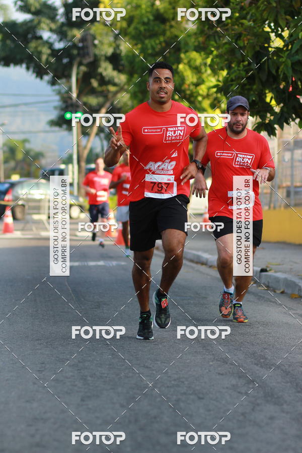 Buy your photos of the eventTrack&Field Run Series on Fotop