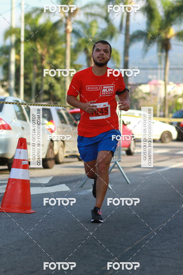 Buy your photos of the eventTrack&Field Run Series on Fotop