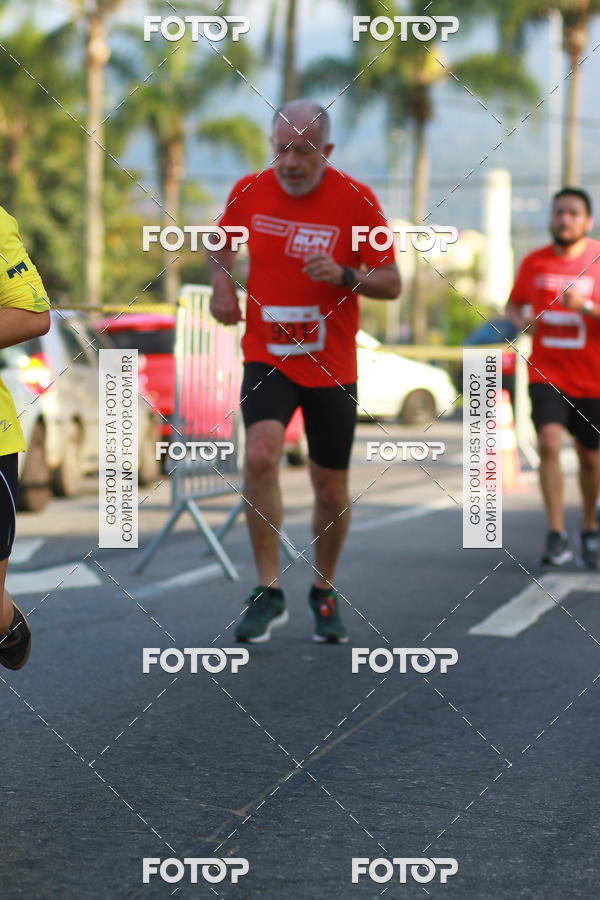 Buy your photos of the eventTrack&Field Run Series on Fotop
