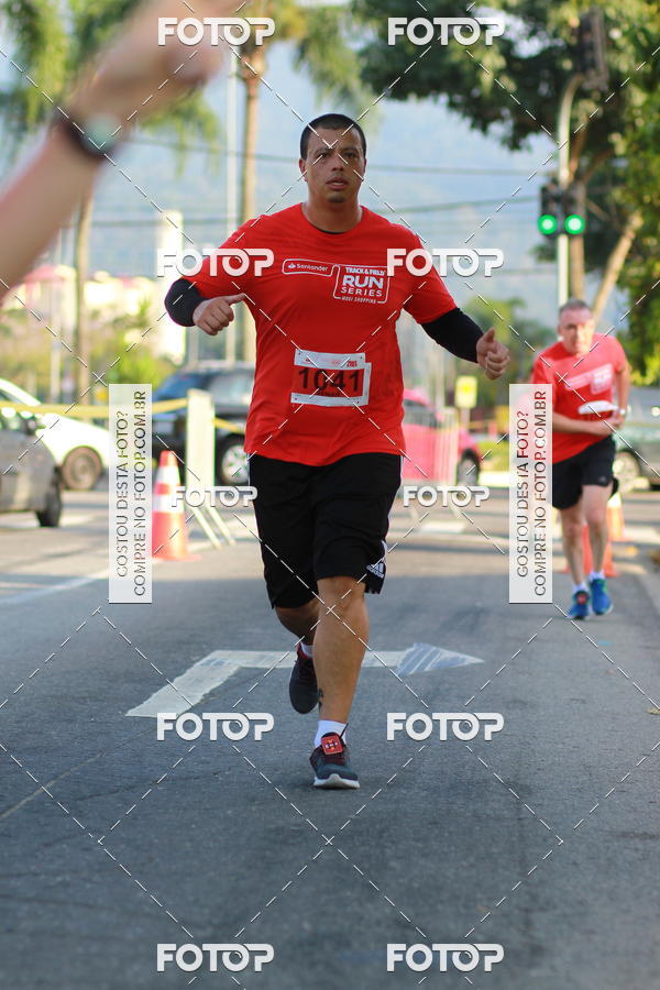 Buy your photos of the eventTrack&Field Run Series on Fotop